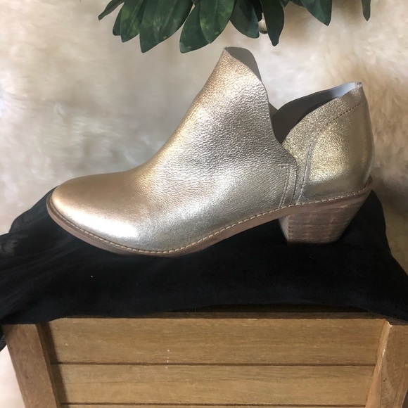 Kelsi Dagger Gold Metallic bootie sz 8.5 - Picture 2 of 9